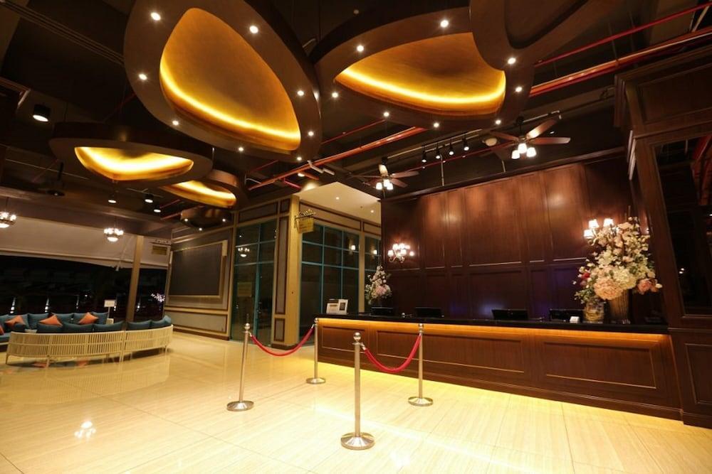 ตาซิก์ วิลลา อินเตอร์เนชั่นแนล รีสอร์ต Hotel พอร์ตดิ๊กสัน ภายนอก รูปภาพ Lobby